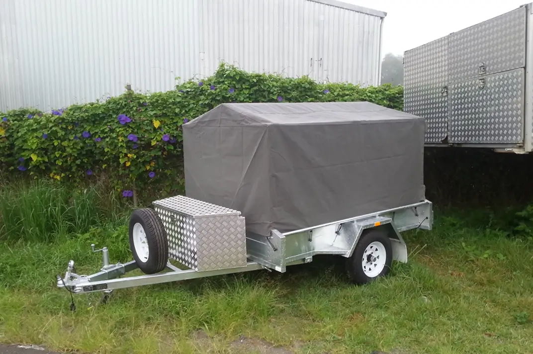 The Triple TTT Standard For Custom Trailers mb